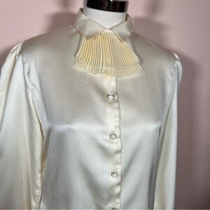 Vintage Cream Blouse with Pleated Collar